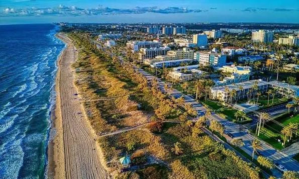 A Practical Guide to Comparing Waterfront Neighborhoods in Delray Beach, Florida